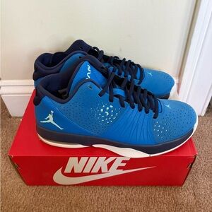 Jordan Men’s Blue and Black Low-Top Basketball Sneakers